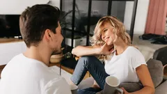 Tři psychologické způsoby, jak poznat, co k vám člověk doopravdy cítí.